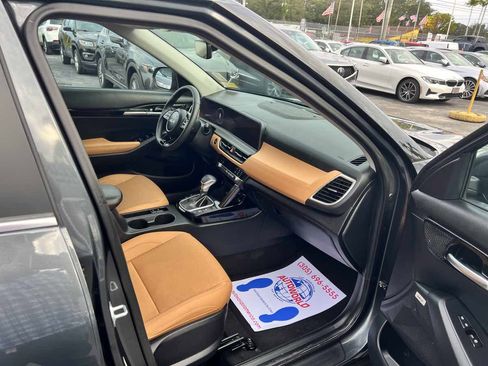 Used 2024 Kia Seltos SX image 14