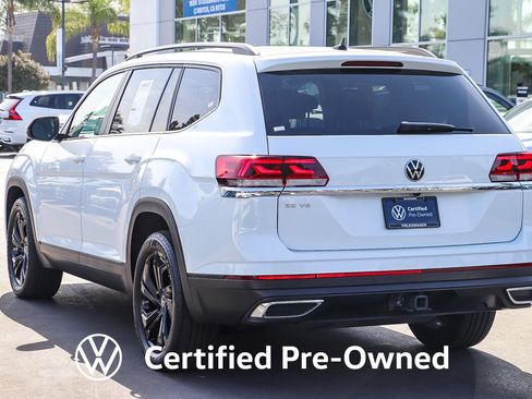 Used 2023 Volkswagen Atlas SE w/ Black Wheel Package FWD image 9