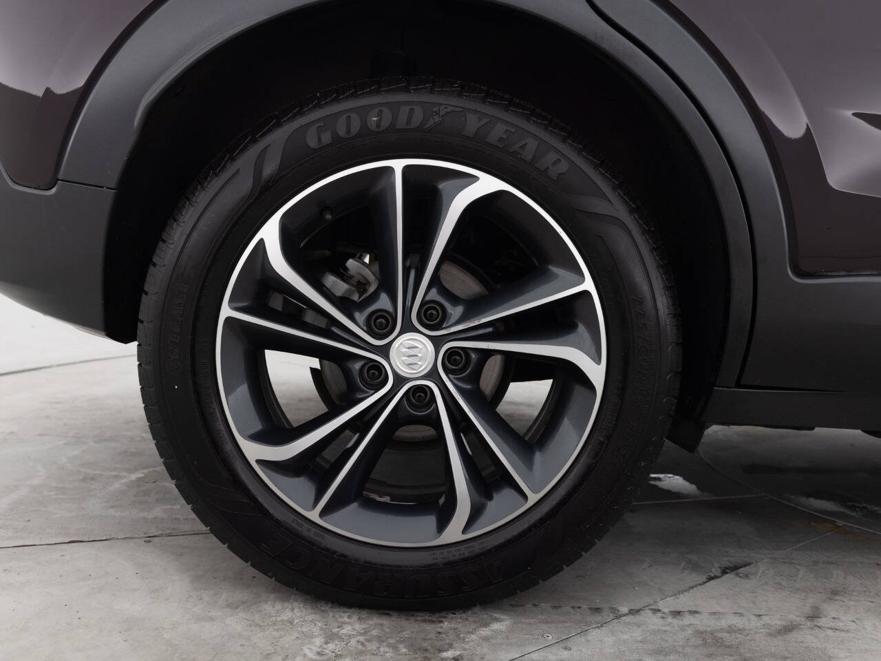 Used 2020 Buick Encore GX Essence FWD image 19