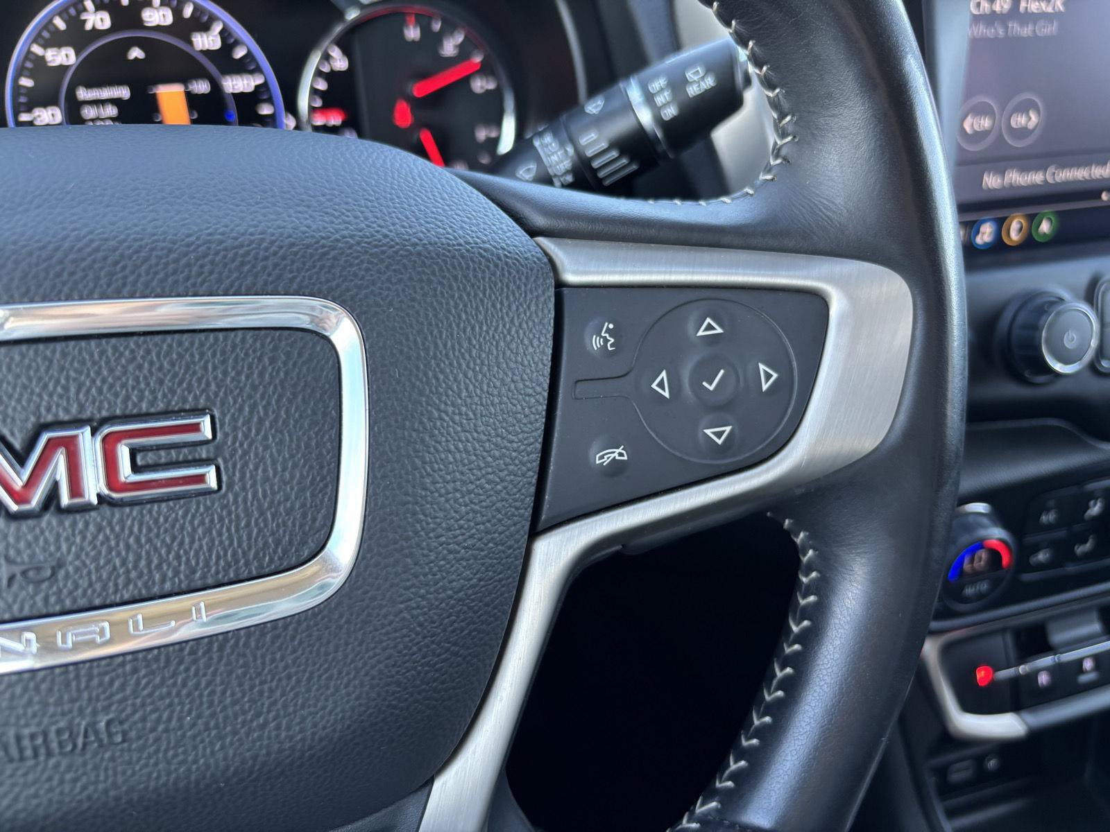 Used 2022 GMC Terrain Denali w/ Denali Premium Package AWD/4WD image 23