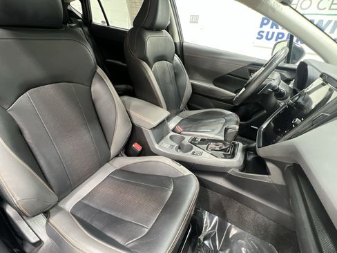 Used 2024 Subaru Crosstrek 2.5i Limited w/ Crosstrek Mirror Package AWD/4WD image 24