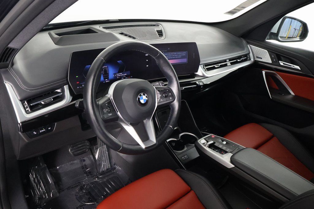 Used 2024 BMW X1 xDrive28i w/ Technology Package AWD/4WD image 7