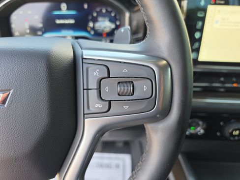 Certified 2023 Chevrolet Silverado 1500 LT AWD/4WD image 35