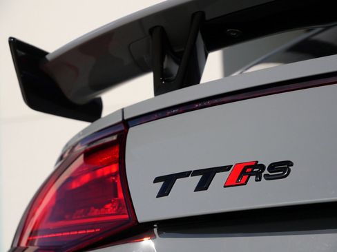 Used 2021 Audi TT RS image 8