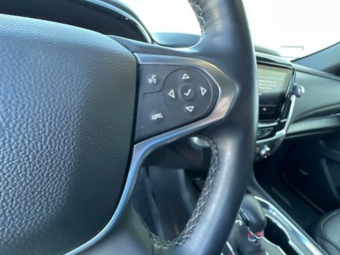 Used 2023 Chevrolet Traverse RS AWD/4WD image 14