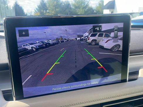 Used 2022 Lincoln Aviator Standard w/ Premium Package image 7