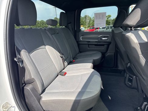 Used 2023 RAM 2500 Big Horn w/ Level 1 Equipment Group image 17