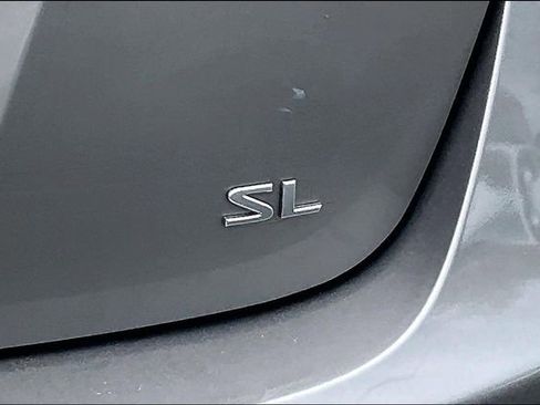 Used 2012 Nissan Rogue SL FWD image 8