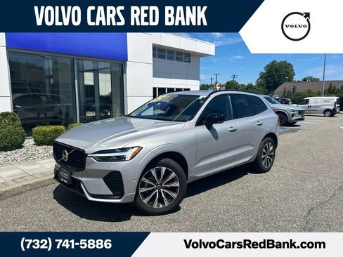 Used 2025 Volvo XC60 B5 Plus AWD/4WD image 1