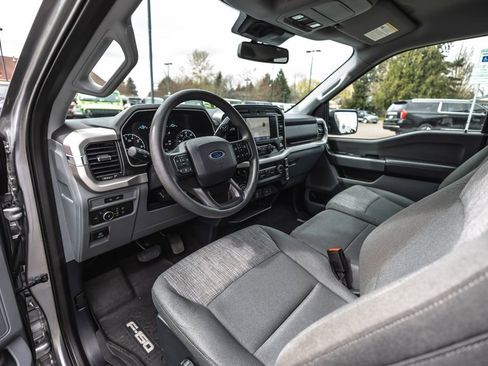 Used 2021 Ford F150 XLT image 23