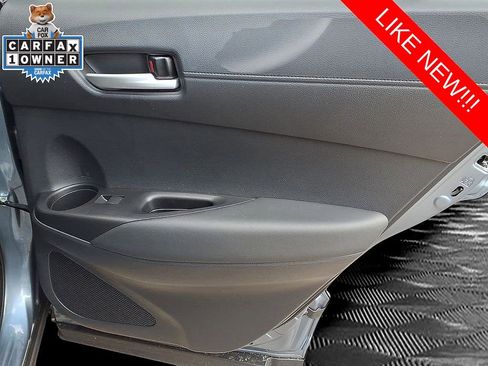 Used 2026 Toyota Corolla Cross XLE w/ Convenience Package AWD/4WD image 11