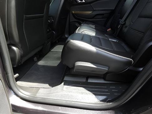 Used 2017 GMC Acadia Denali w/ Technology Package AWD/4WD image 21