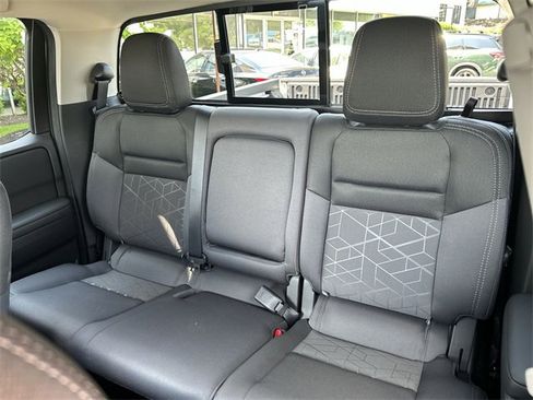 New 2025 Nissan Frontier SV w/ SV Convenience Package image 13