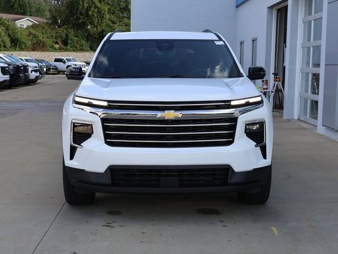 New 2026 Chevrolet Traverse LT w/ Driver Confidence Package image 5