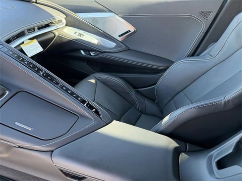 Certified 2023 Chevrolet Corvette Stingray Preferred Cpe w/ 2LT image 11