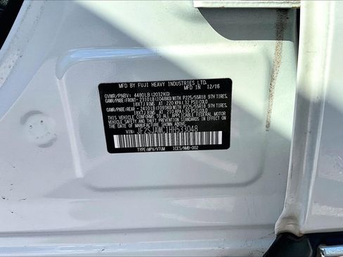 Used 2017 Subaru Forester 2.5i Touring image 18