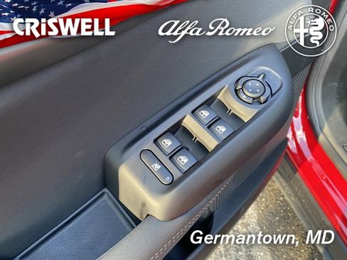 New 2025 Alfa Romeo Tonale image 16