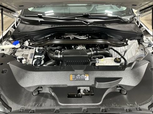 Used 2025 Lincoln Aviator Reserve w/ Luxury Package RWD image 18