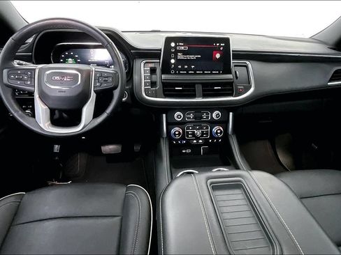 Used 2022 GMC Yukon SLT w/ SLT Luxury Package AWD/4WD image 18