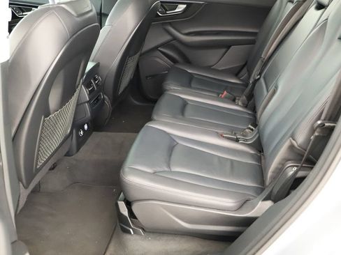 Used 2019 Audi Q7 3.0T Premium Plus AWD/4WD image 32