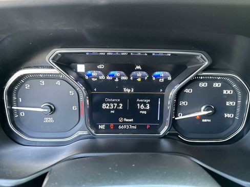 Used 2021 GMC Yukon Denali w/ Denali Ultimate Package image 25