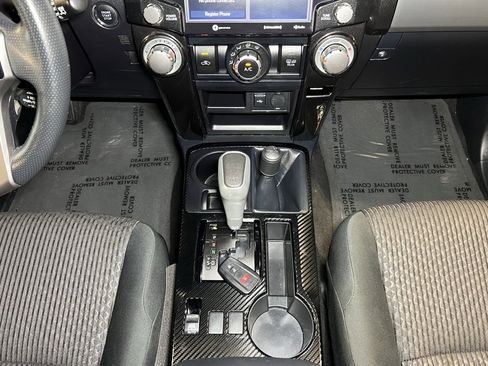 Used 2024 Toyota 4Runner TRD Off-Road image 22