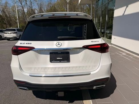 Used 2025 Mercedes-Benz GLE 450 4MATIC image 8