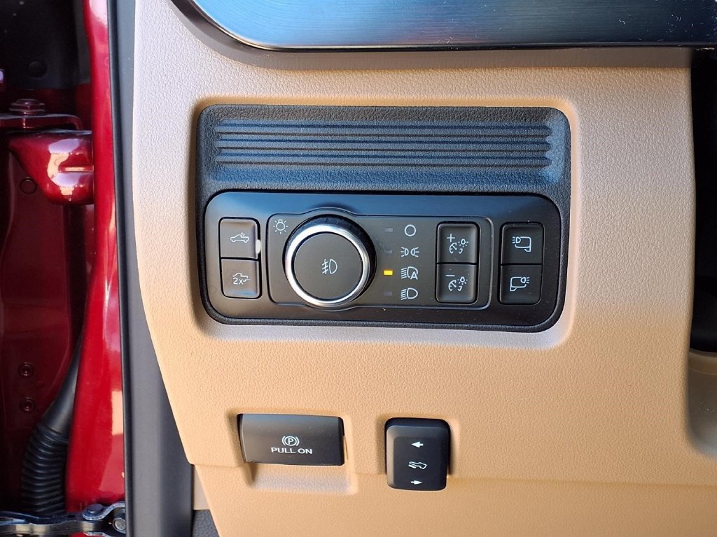 Used 2026 Ford F250 Lariat w/ Chrome Package AWD/4WD image 21