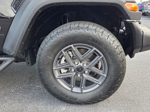 Certified 2025 Jeep Wrangler Unlimited Sport AWD/4WD image 9