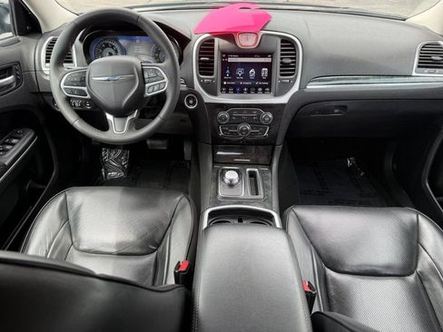Used 2023 Chrysler 300 Touring L w/ Popular Equipment Group AWD/4WD image 6