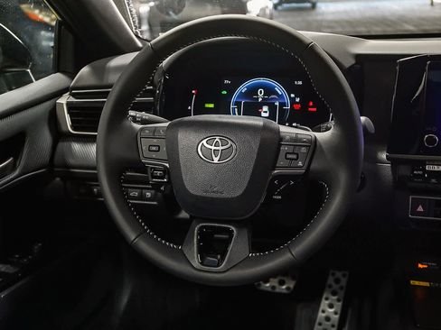 New 2026 Toyota Camry SE image 16