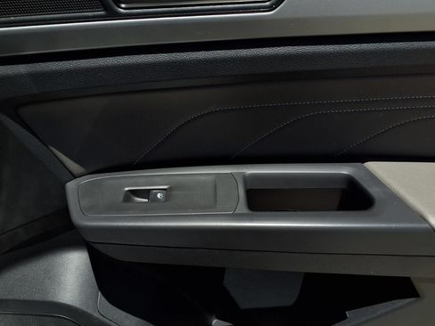 Certified 2023 Volkswagen Atlas SE FWD image 27