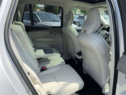 Used 2023 Volvo XC90 B6 Core w/ Climate Package AWD/4WD image 13