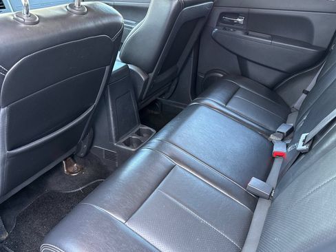 Used 2012 Jeep Liberty Sport AWD/4WD image 12