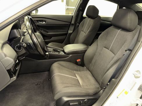 Used 2023 Honda Accord Sport image 15