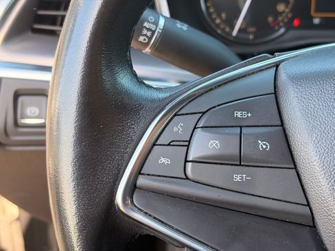 Used 2020 Cadillac XT5 Luxury FWD image 28