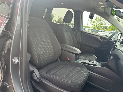 Used 2023 Ford Escape Active w/ Cold Weather Package FWD image 10