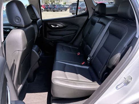 Used 2024 GMC Terrain SLT FWD image 20