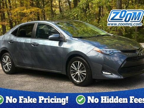 Used 2017 Toyota Corolla LE w/ LE Premium Package w/Moonroof FWD image 1