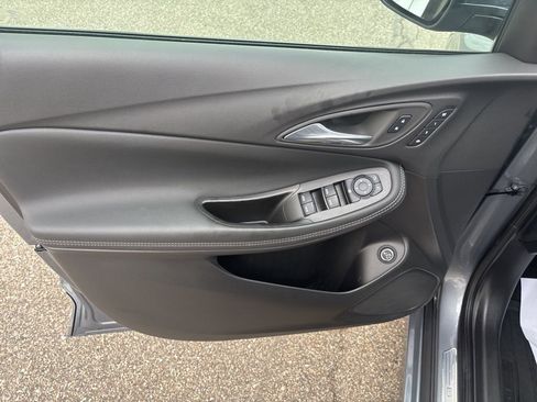 Certified 2022 Buick Encore GX Essence w/ Experience Buick Package image 13