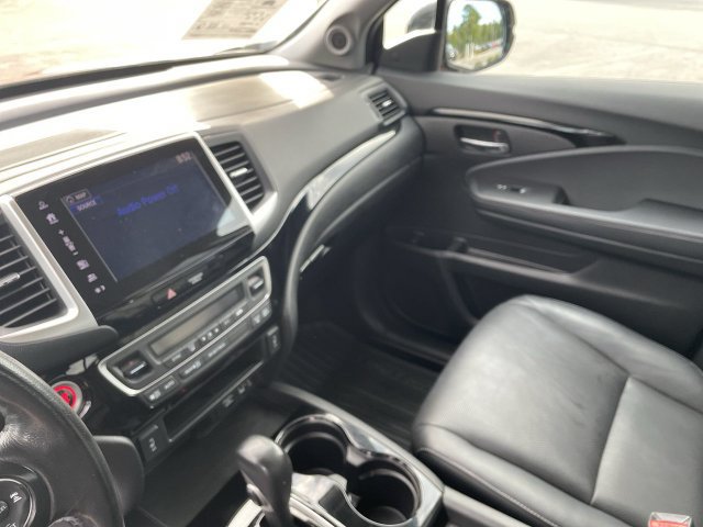 Used 2018 Honda Ridgeline RTL-E image 13