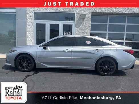 Certified 2019 Toyota Avalon Touring w/ Advanced Safety Package FWD image 1