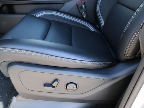 New 2026 RAM 1500 RHO image 13