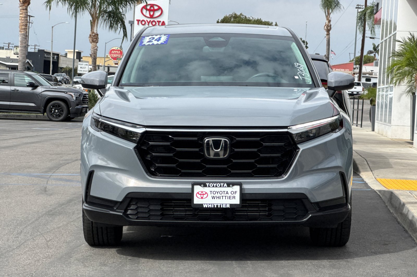 Used 2024 Honda CR-V EX image 10