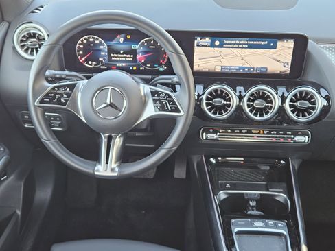 Certified 2025 Mercedes-Benz GLA 250 GLA 250 image 27