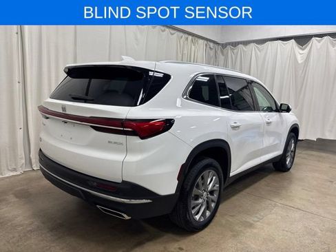 Used 2026 Buick Enclave Preferred FWD image 4