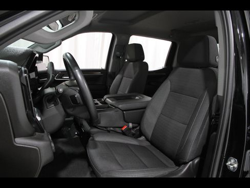 Certified 2023 Chevrolet Silverado 1500 LT AWD/4WD image 5