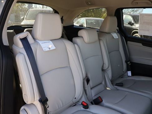 New 2026 Honda Odyssey EX-L image 9
