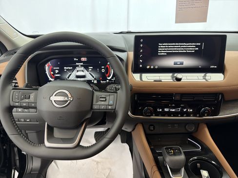 New 2026 Nissan Rogue Platinum AWD/4WD image 8