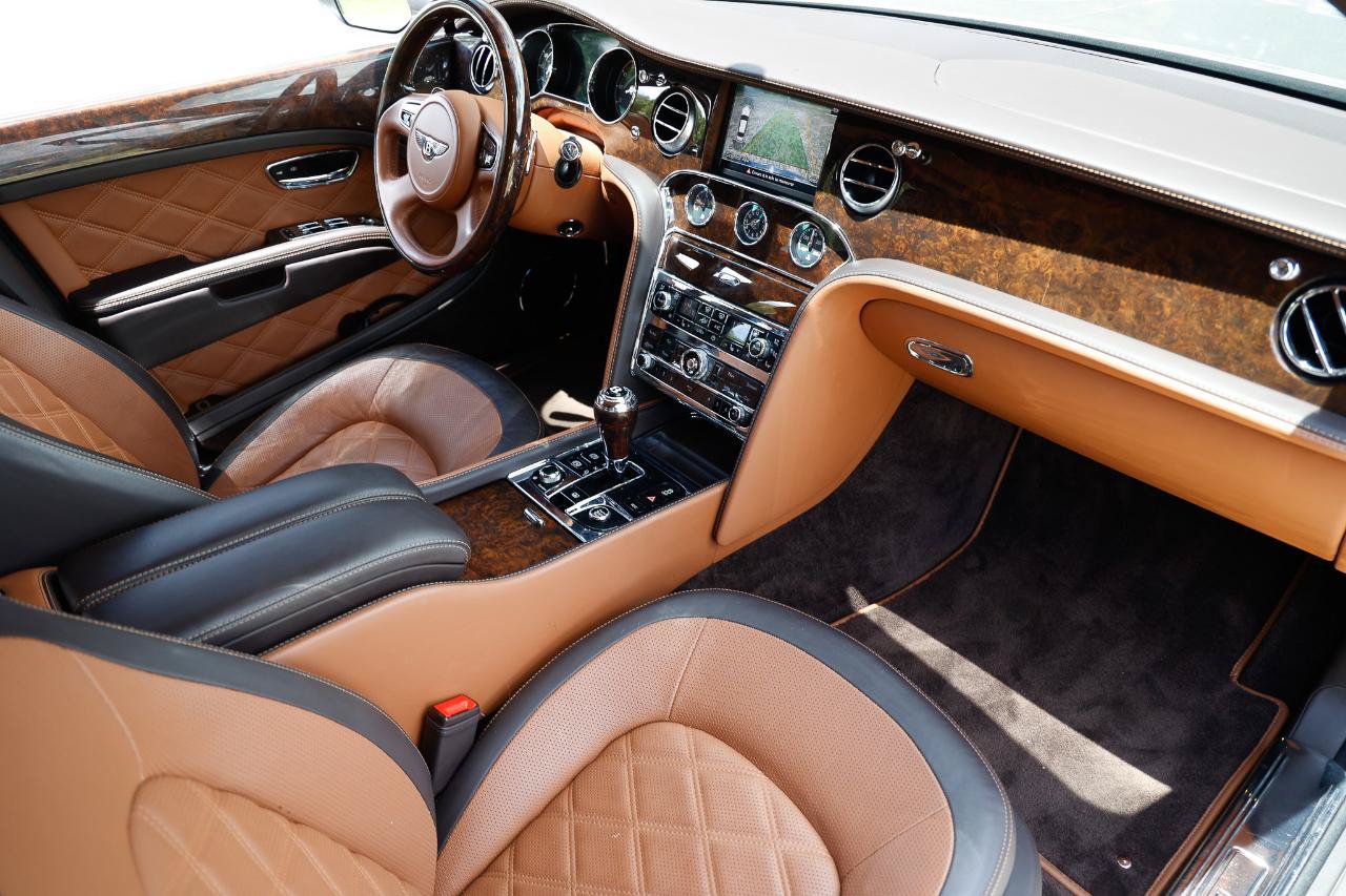 Used 2016 Bentley Mulsanne Speed RWD image 20